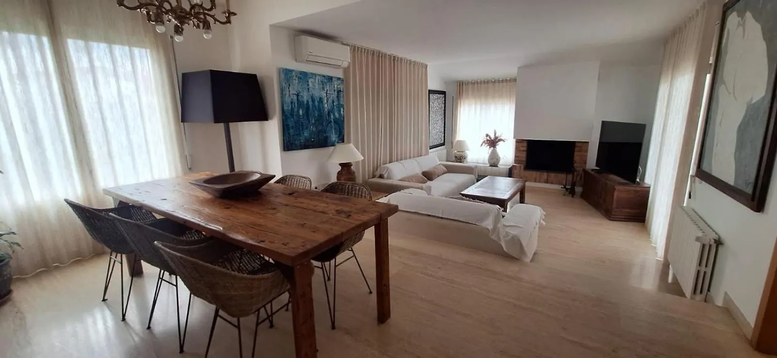 펜션 톨로엘라데몽트그리 Casa Santa Caterina 빌라 스페인